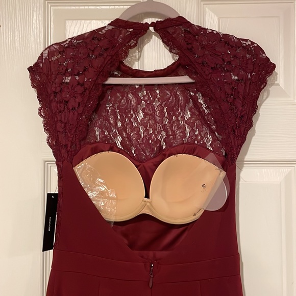 Lulu’s Burgundy Open Back, Cap Sleeve Gown - Picture 3 of 11